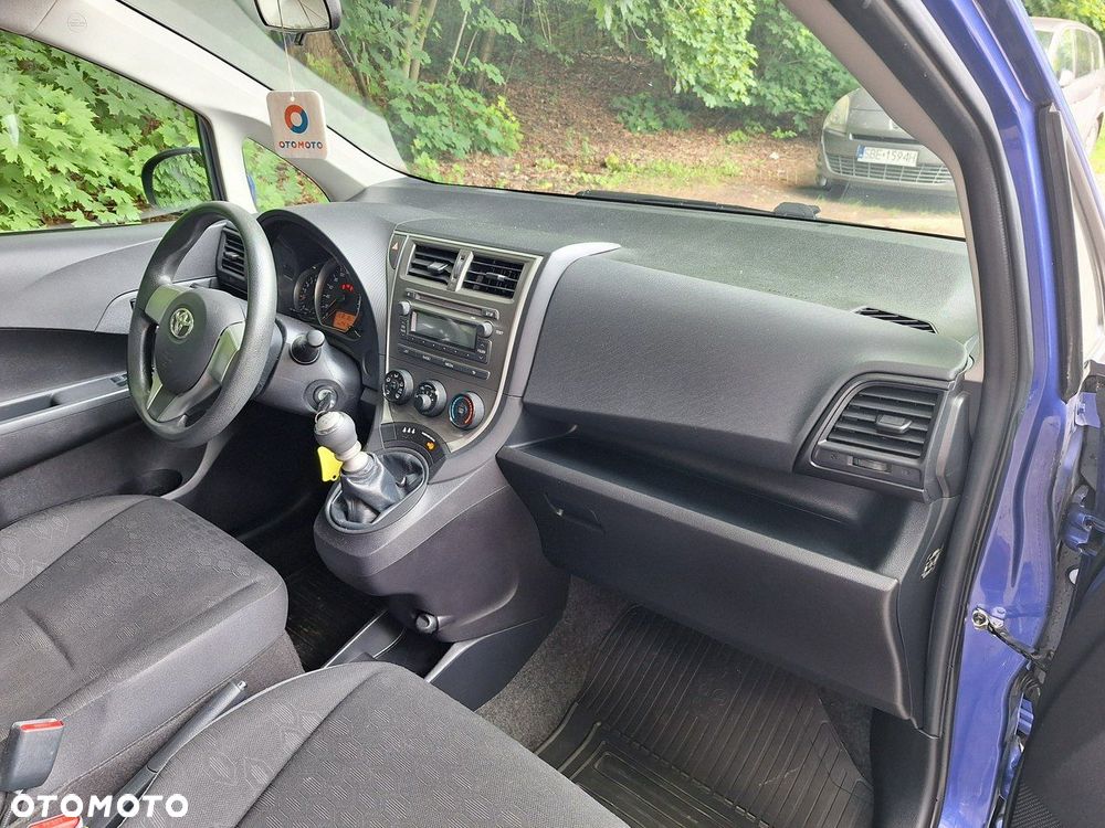 Toyota Verso S 1.33 Luna - 15