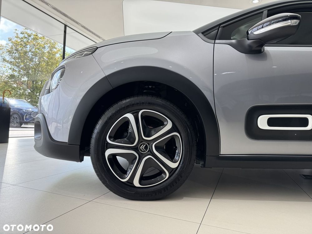 Citroën C3 1.2 PureTech Shine - 18
