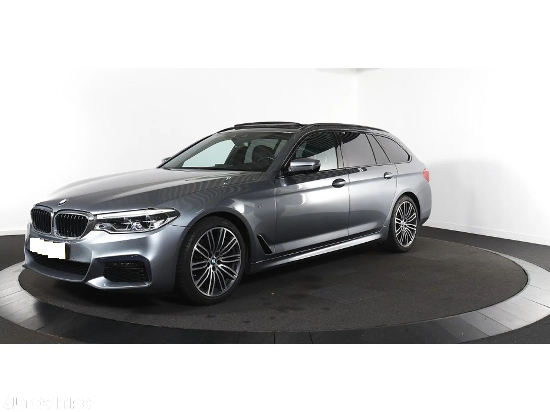 BMW Seria 5 520i Touring Aut. M Sport Edition - 1