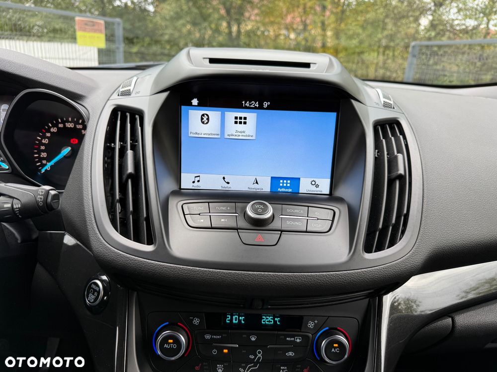 Ford Kuga 1.5 EcoBoost 2x4 Titanium - 20