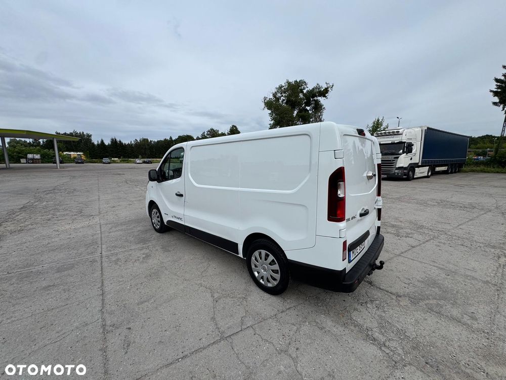 Renault Trafic - 2