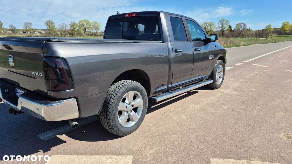 Dodge RAM - 8