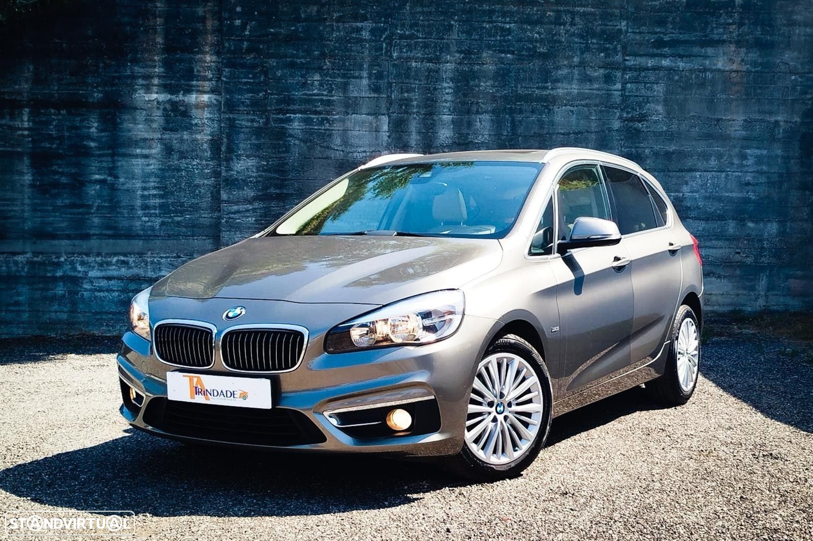 BMW 216 Active Tourer d Line Luxury Auto - 1