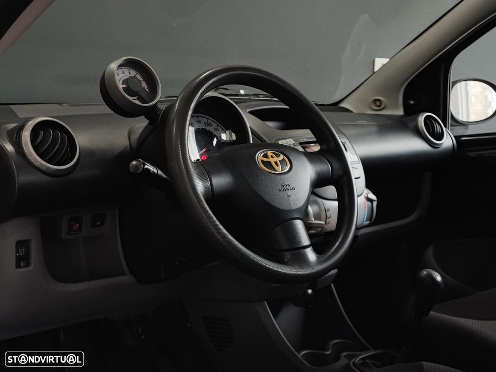 Toyota Aygo 1.0 + AC - 22