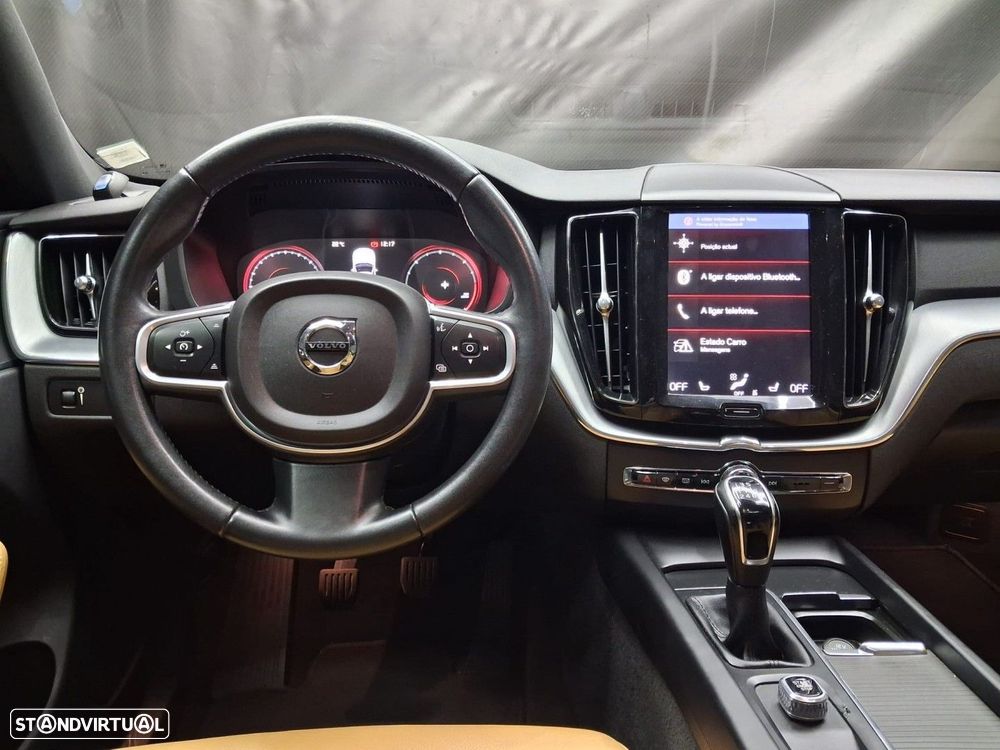 Volvo XC 60 2.0 D3 Inscripton - 13