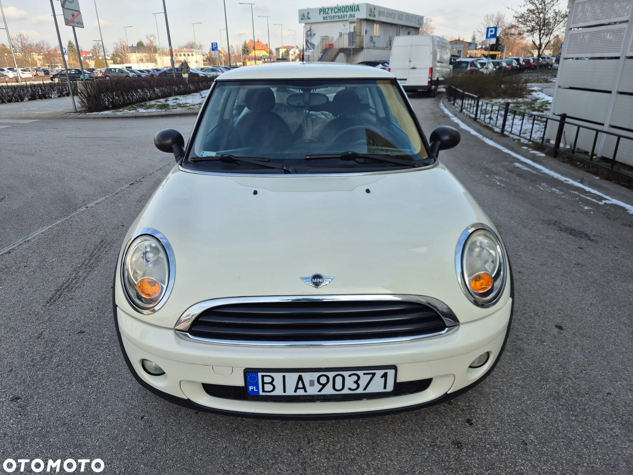 MINI ONE Standard - 5