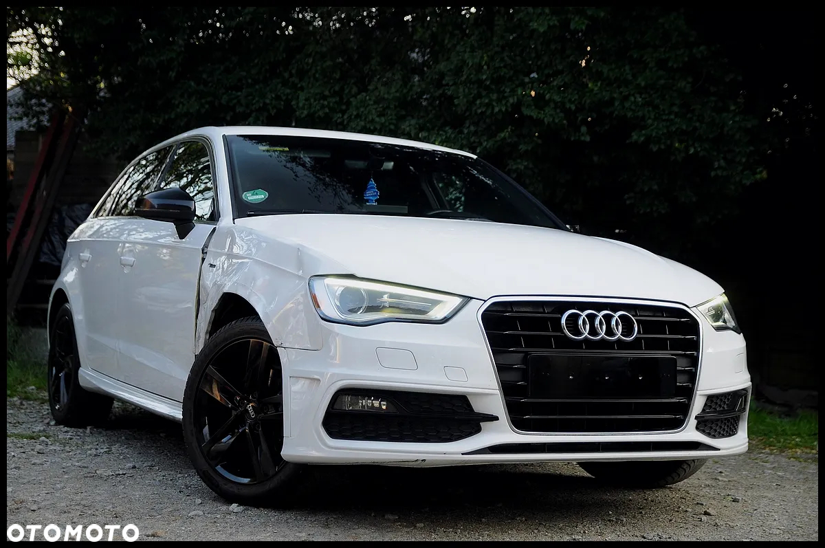 Audi A3 1.4 TFSI Sportback S line Sportpaket - 2