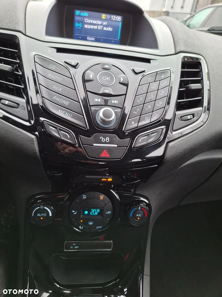 Ford Fiesta - 10