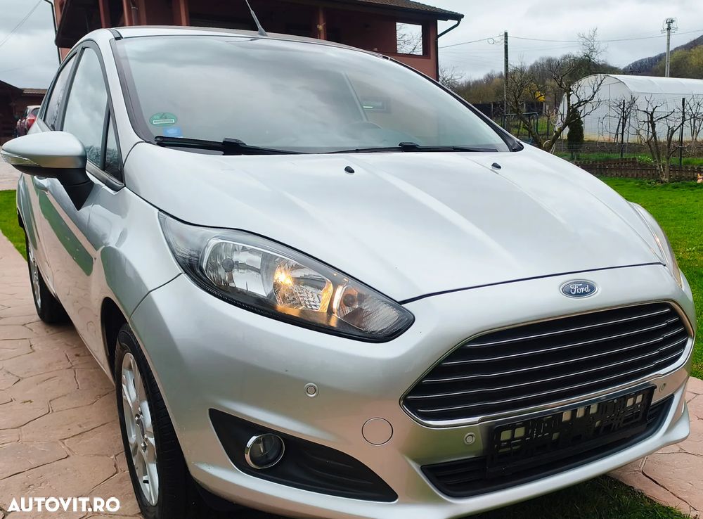 Ford Fiesta - 12