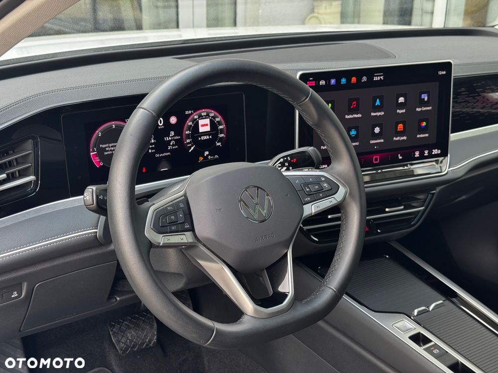 Volkswagen Passat Variant 2.0 TDI SCR Elegance DSG - 10