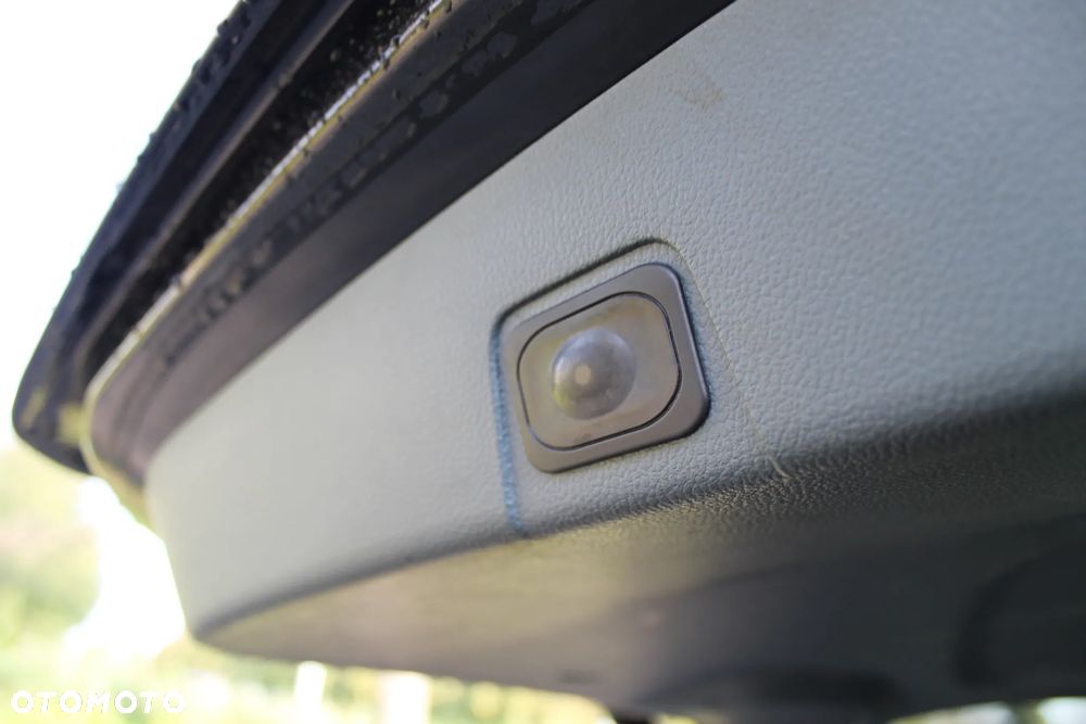 Ford C-MAX 1.6 TDCi Start-Stop-System Titanium - 8