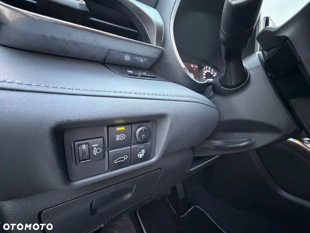 Toyota Highlander 2.5 Hybrid Prestige - 23