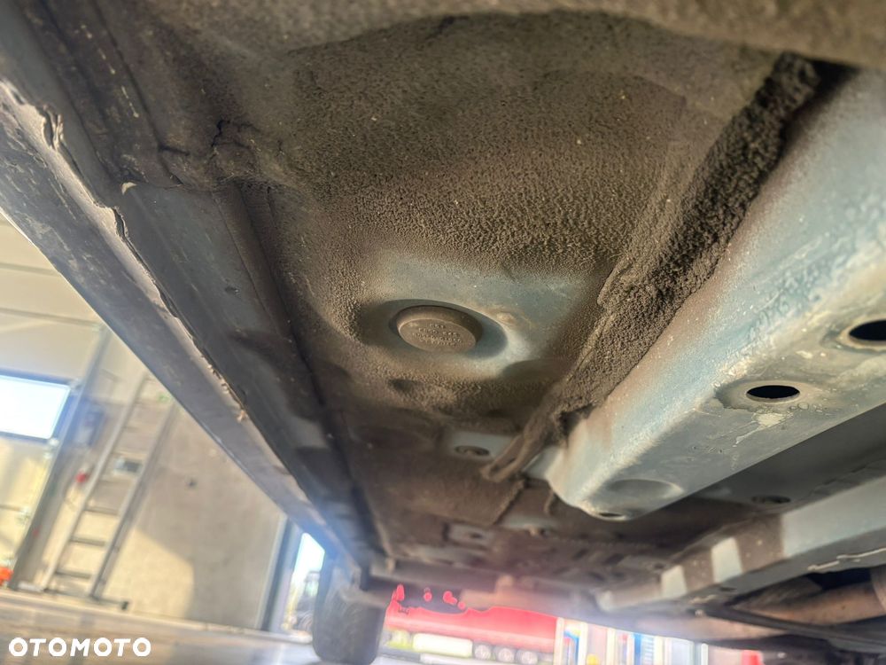 Toyota Yaris 1.33 VVT-i Lounge - 33