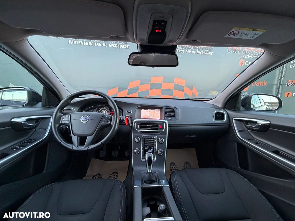 Volvo S60 D2 Linje Svart - 8