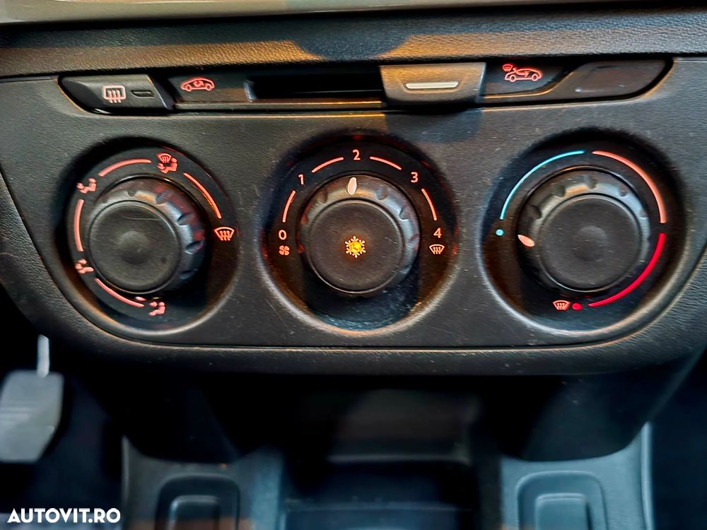 Citroën C-Elysée PureTech Attraction - 12