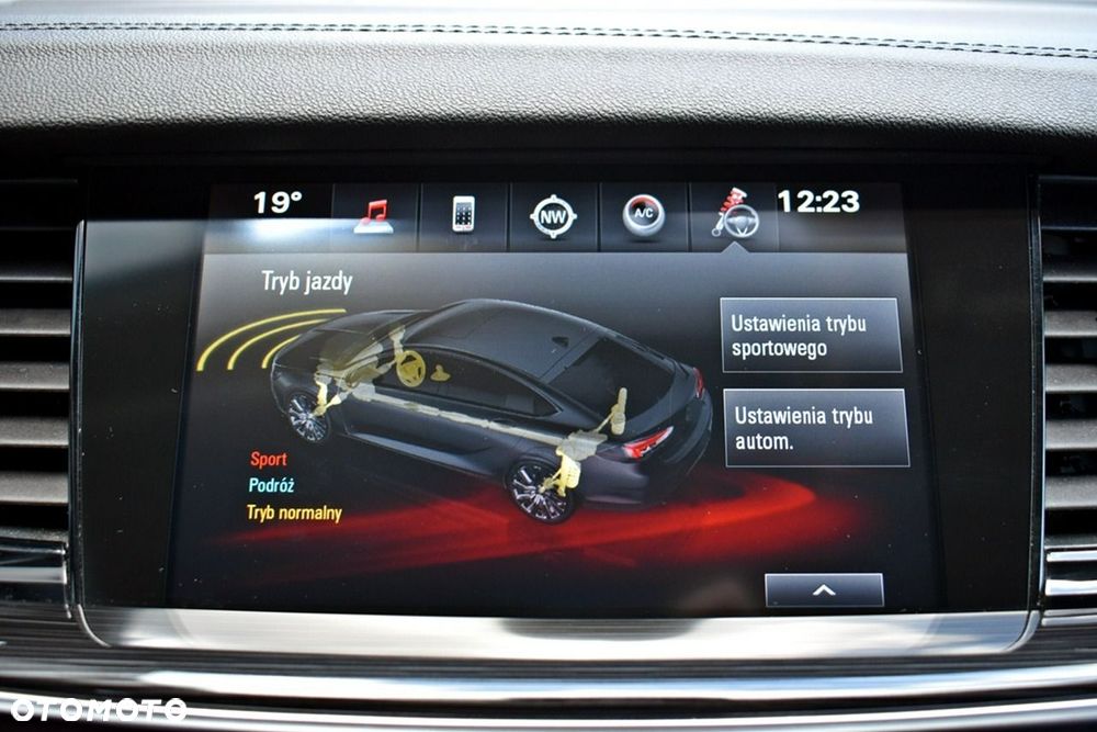Opel Insignia 2.0 CDTI Executive 4x4 S&S - 26