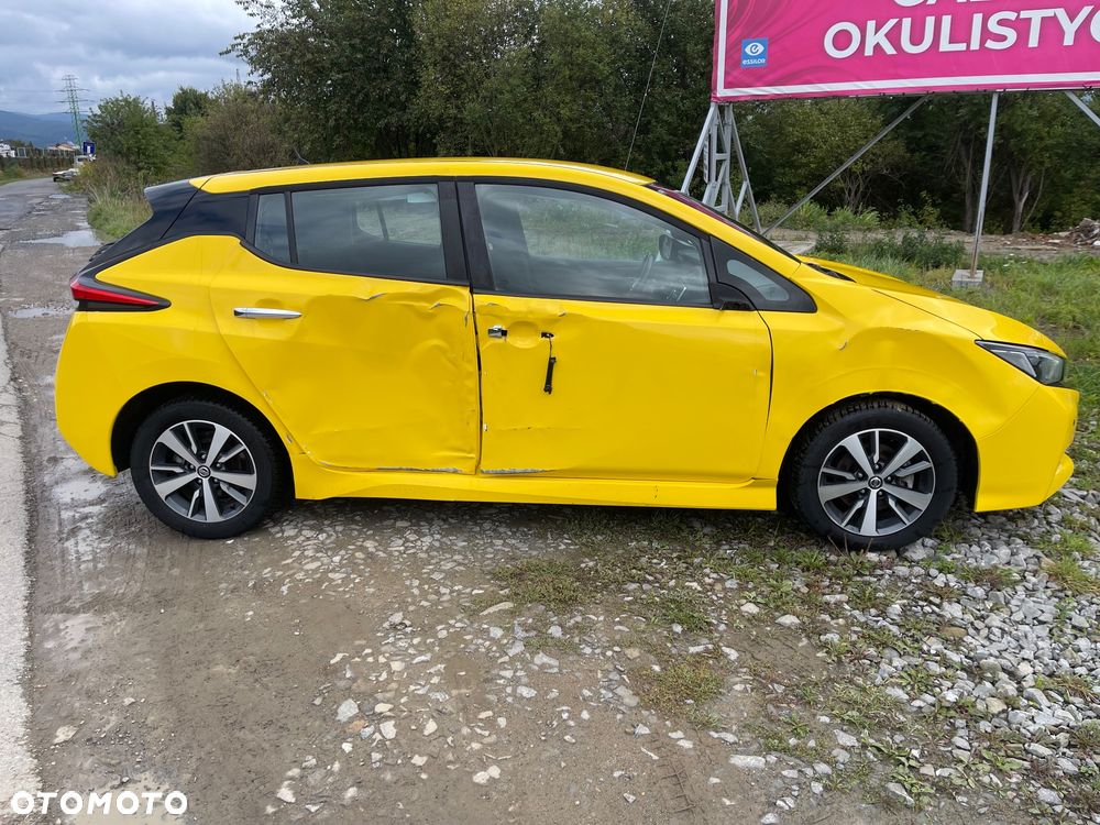 Nissan Leaf 40 kWh 3.ZERO - 3