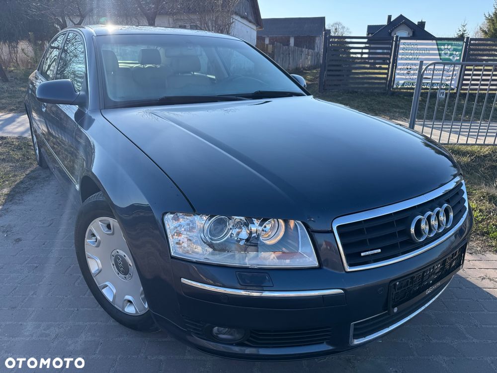 Audi A8 4.2 Quattro - 4
