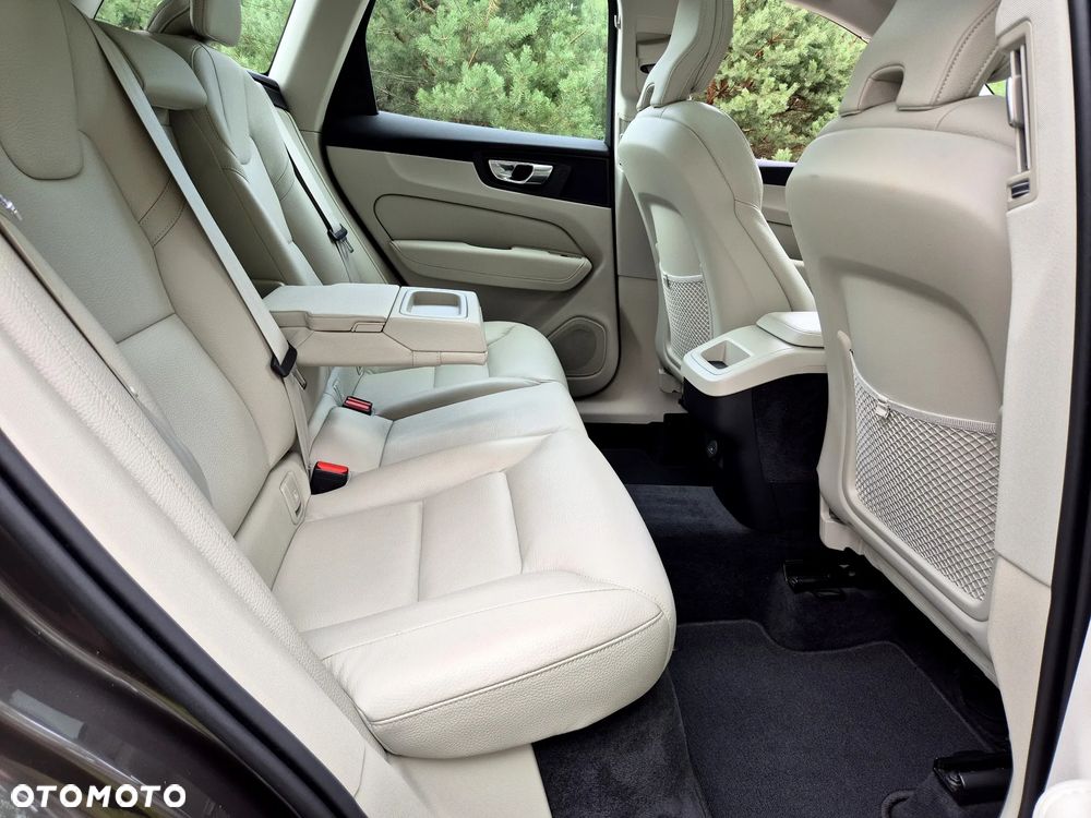 Volvo XC 60 B4 D Geartronic Inscription - 10