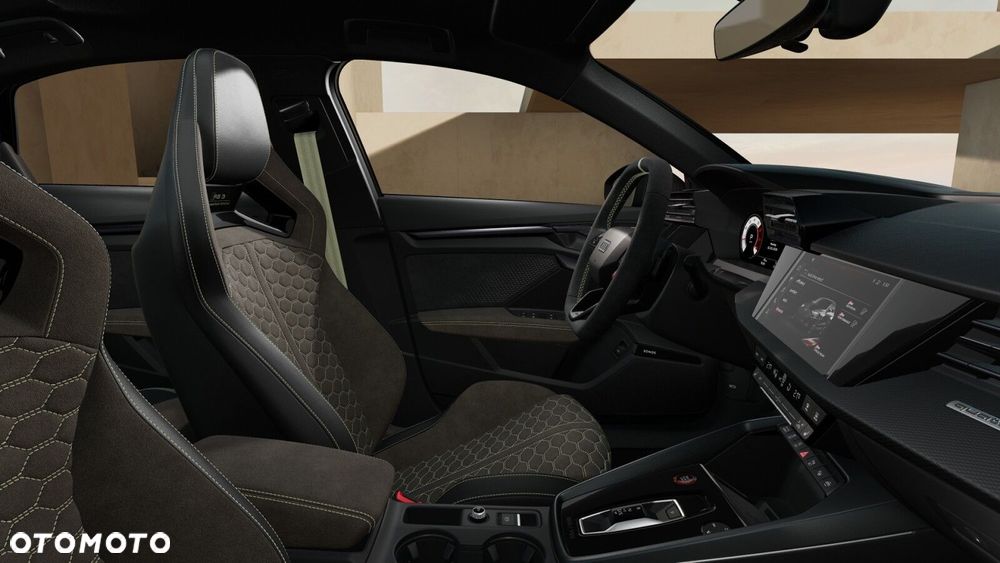 Audi RS3 Limousine - 8