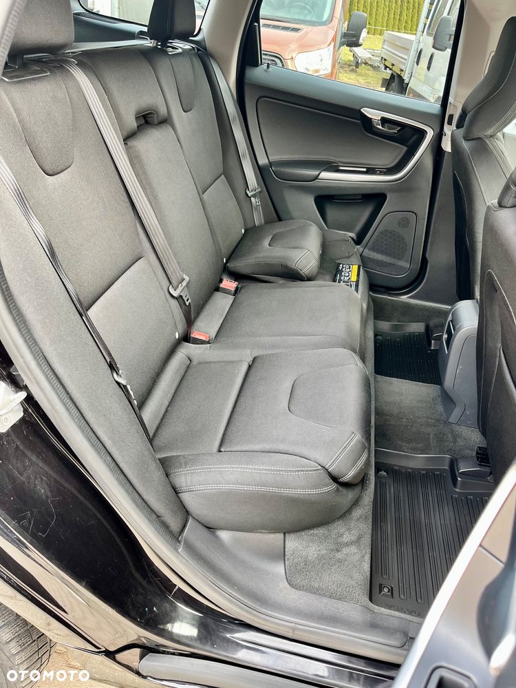 Volvo XC 60 D3 Inscription - 19