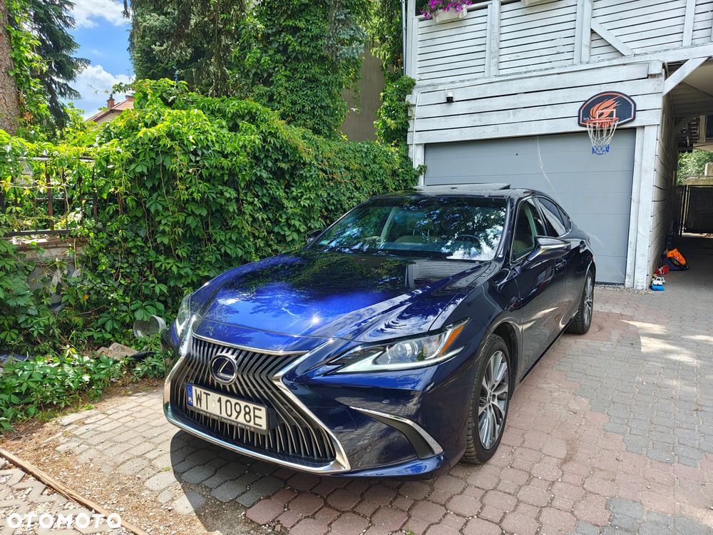 Lexus ES 300h Business Edition + - 1