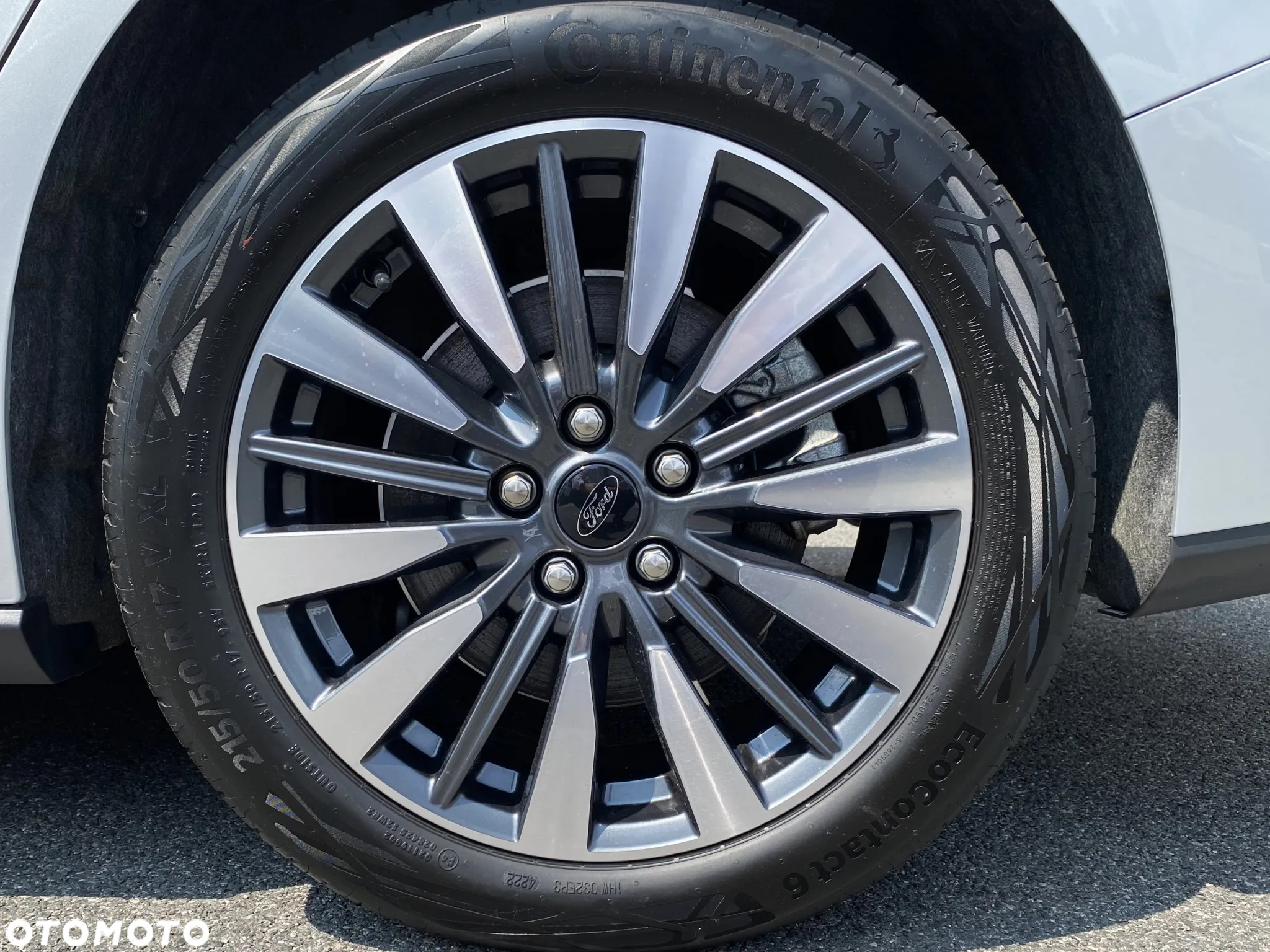 Ford Focus 1.0 EcoBoost Titanium Design - 6