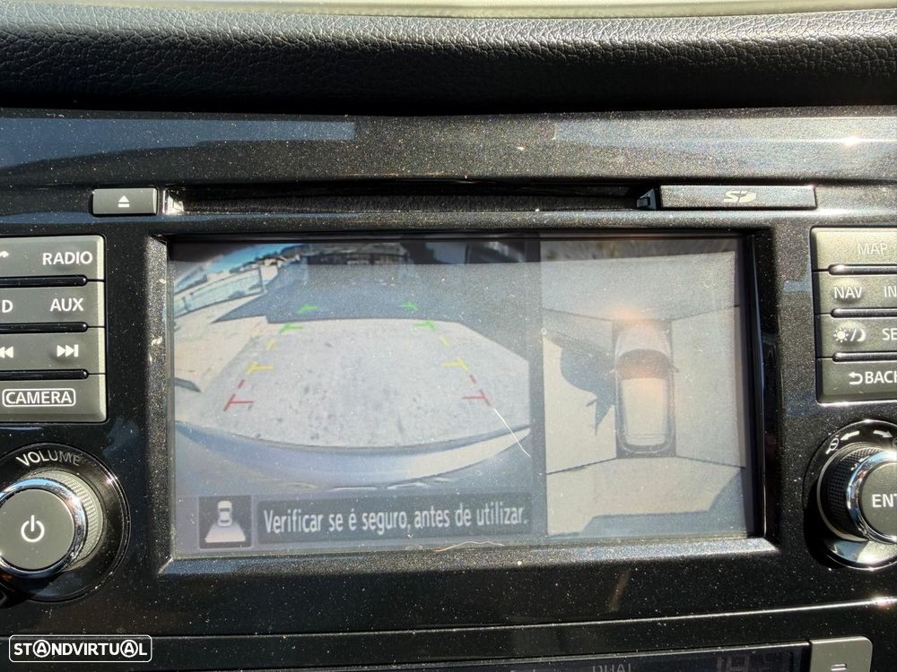 Nissan Qashqai 1.2 DIG-T N-Connecta 18 - 27