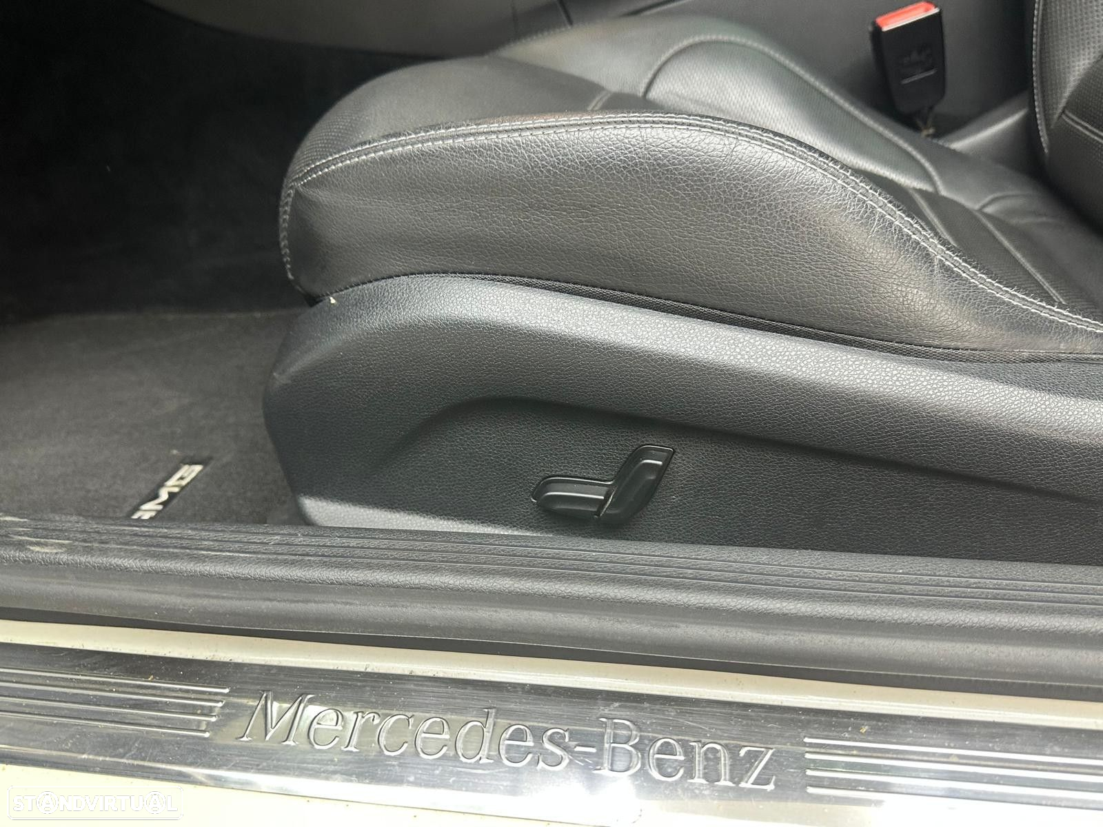 Mercedes-Benz C 250 d Coupe 9G-TRONIC AMG Line - 24