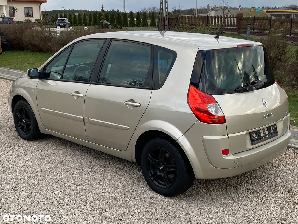 Renault Scenic 1.6 16V Expression - 12