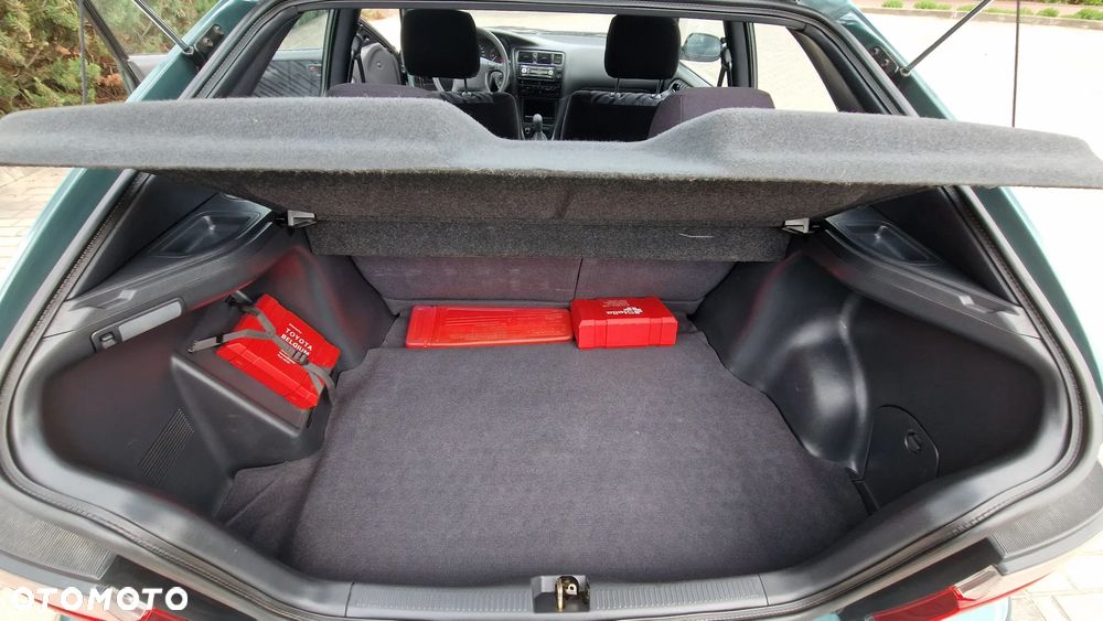 Toyota Corolla - 18