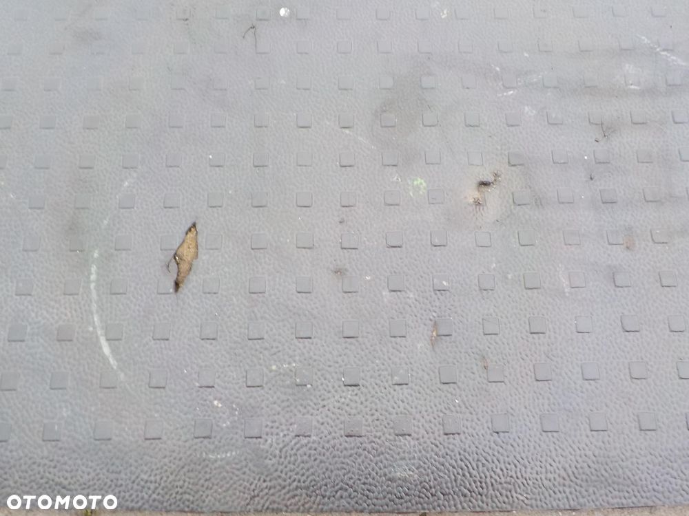 VW T5 T6 WYKŁADZINA GUMA PODŁOGA TYŁ KRÓTKI TOWAROWY - 3