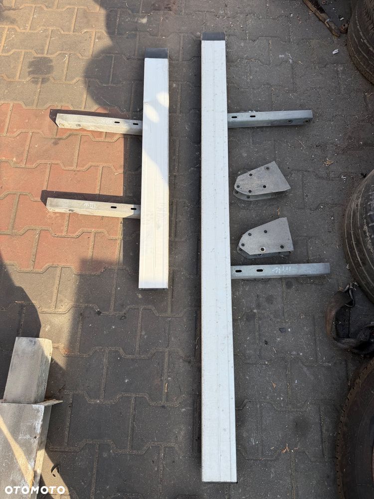 Burty komplet pod plandekę 10 palet Renault Master III - 1