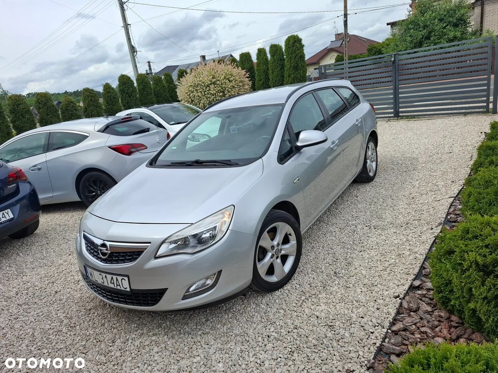 Opel Astra 1.6 Innovation - 2