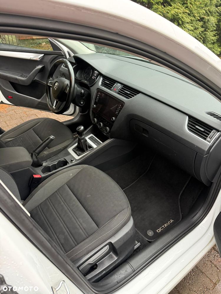 Skoda Octavia 2.0 TDI Joy - 9