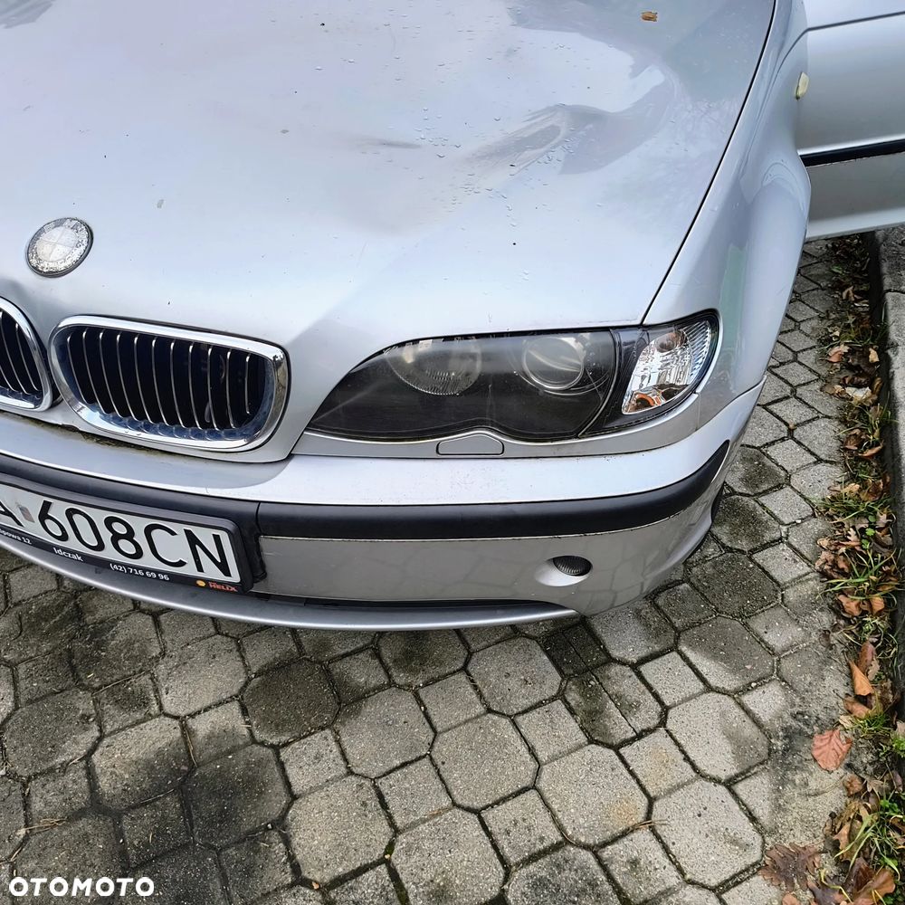 BMW Seria 3 318i - 4