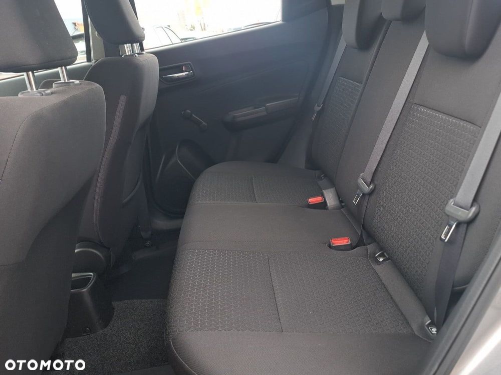 Suzuki Swift - 12
