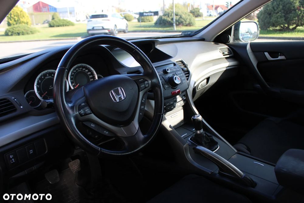 Honda Accord 2.0 Elegance Nav - 15