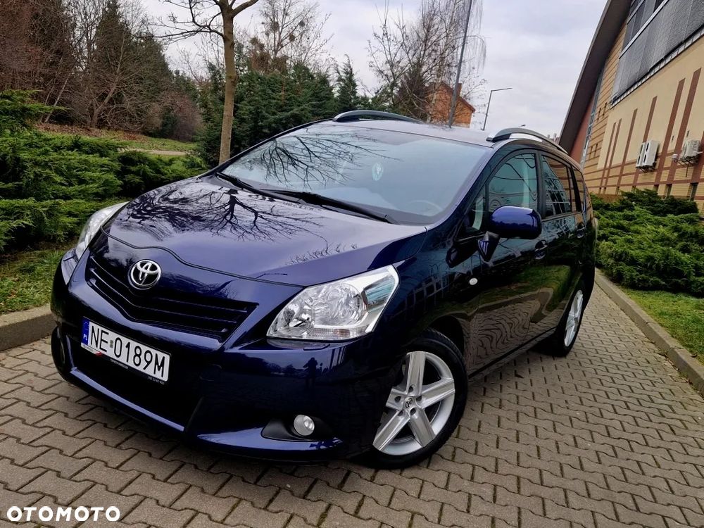 Toyota Verso 2.0 D-4D Edition - 2