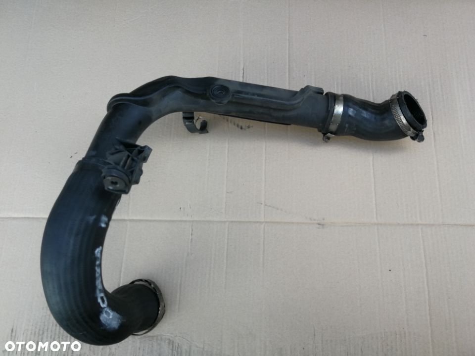 Golf VI Superb II Touran II Tiguan A3 8P 2.0 1.6 TDI Rura Intercoolera 1K0145770AE - 1