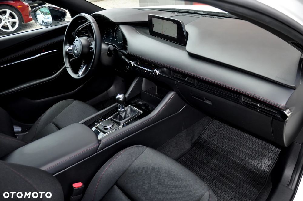 Mazda 3 e-SKYACTIV-G 2.0 M HYBRID 150 HOMURA - 34