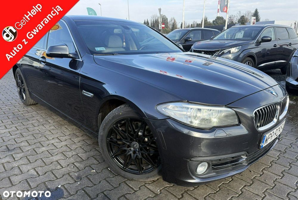 BMW Seria 5 528i xDrive Luxury Line - 1