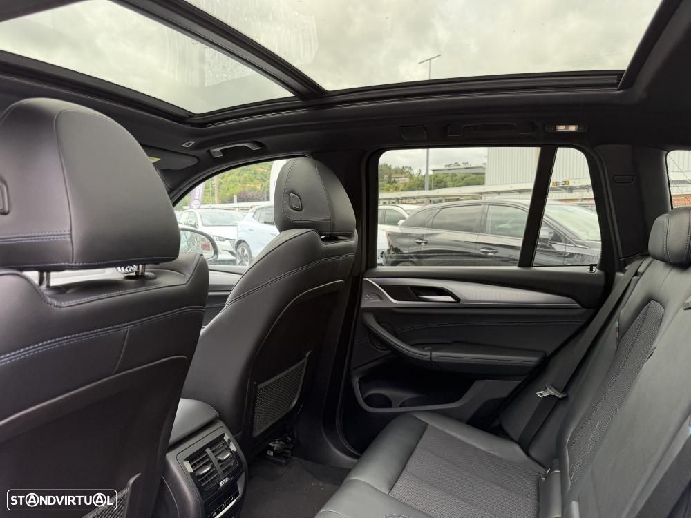 BMW X3 30 e xDrive Pack M - 11