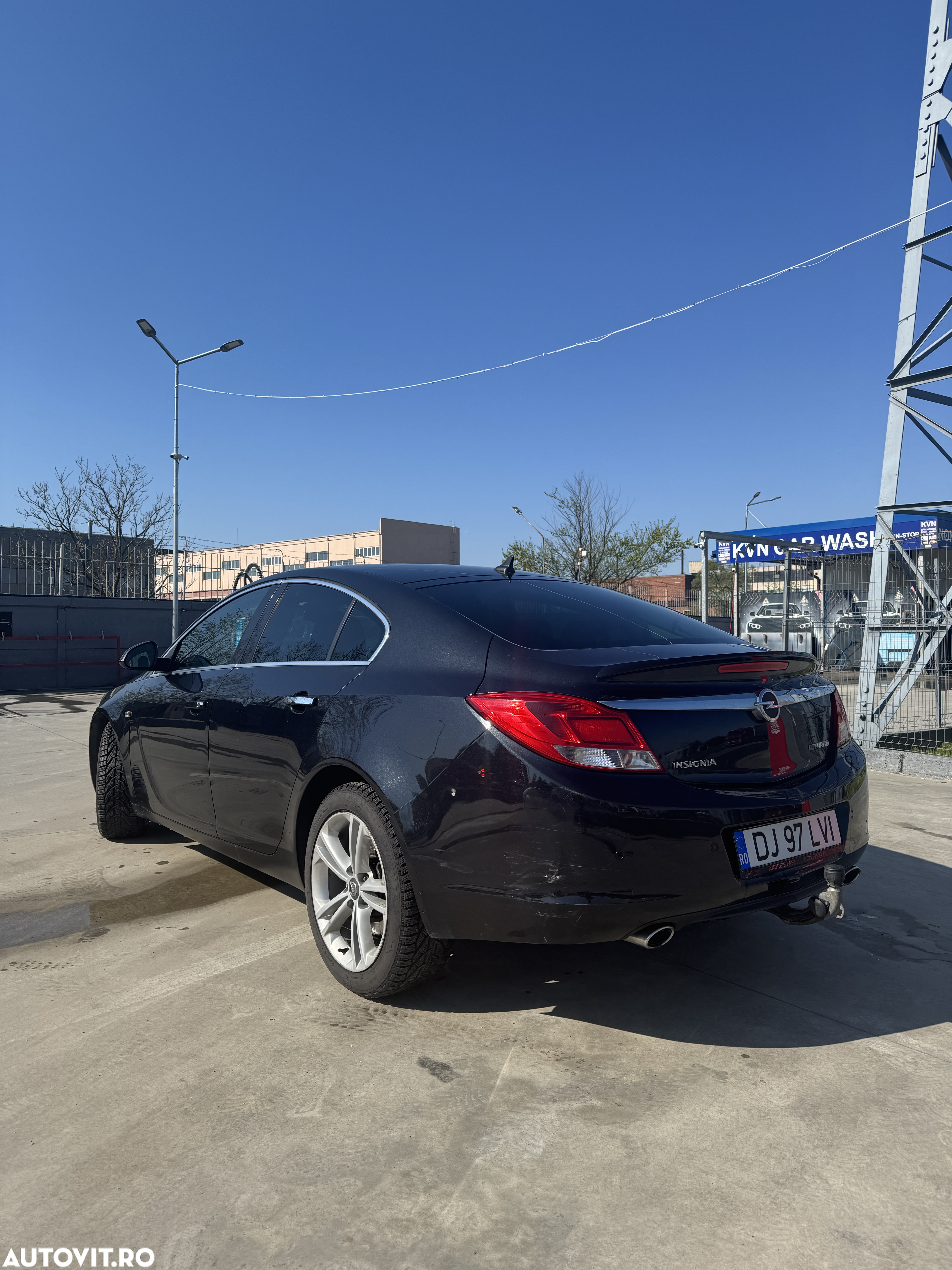 Opel Insignia 2.0 CDTI Automatik Sport - 3