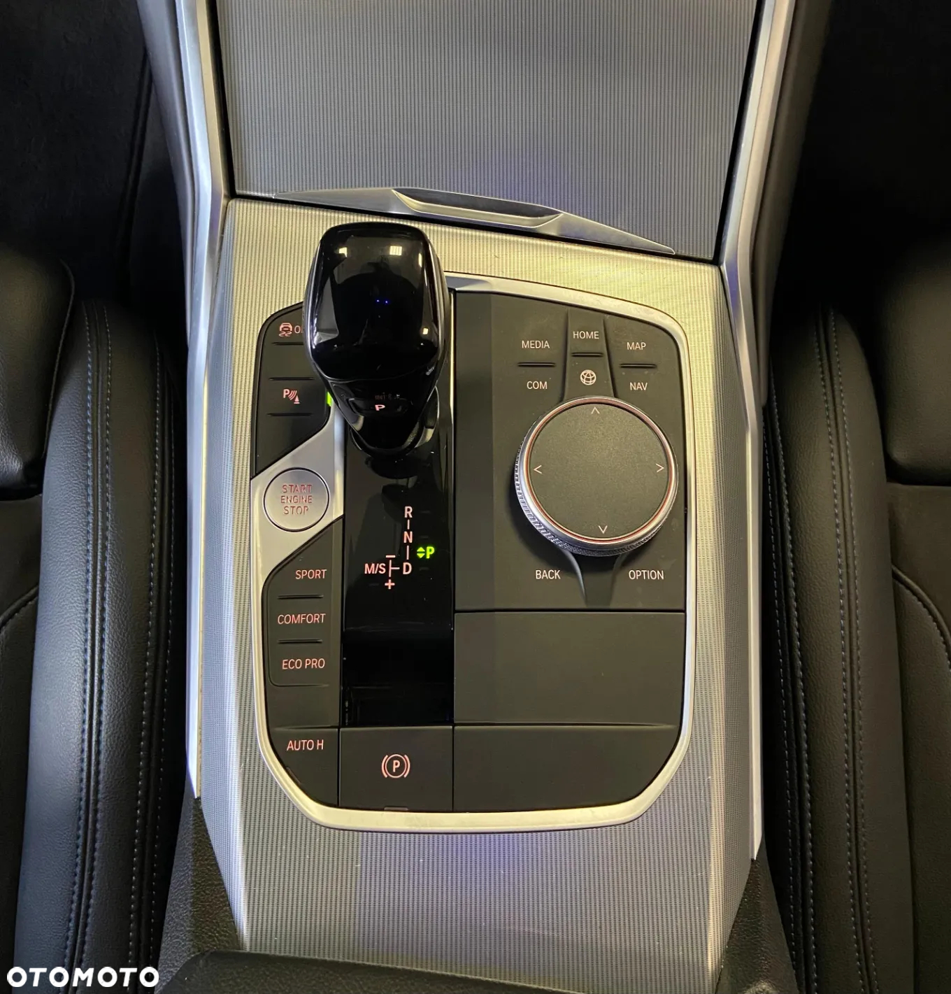 BMW Seria 3 320d M Sport - 27