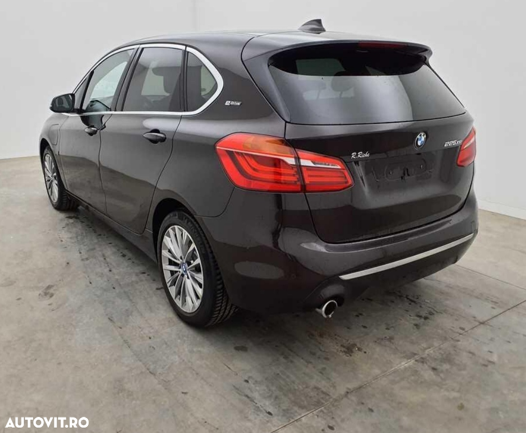 BMW Seria 2 225xe AT Luxury Line - 4