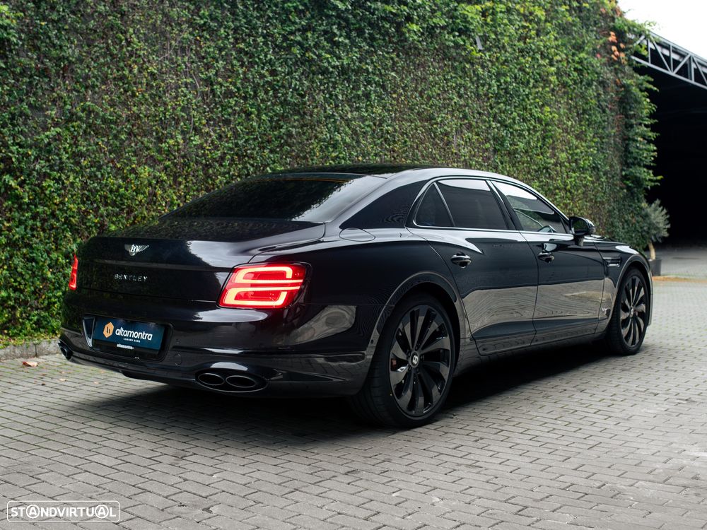 Bentley Continental Flying Spur - 13
