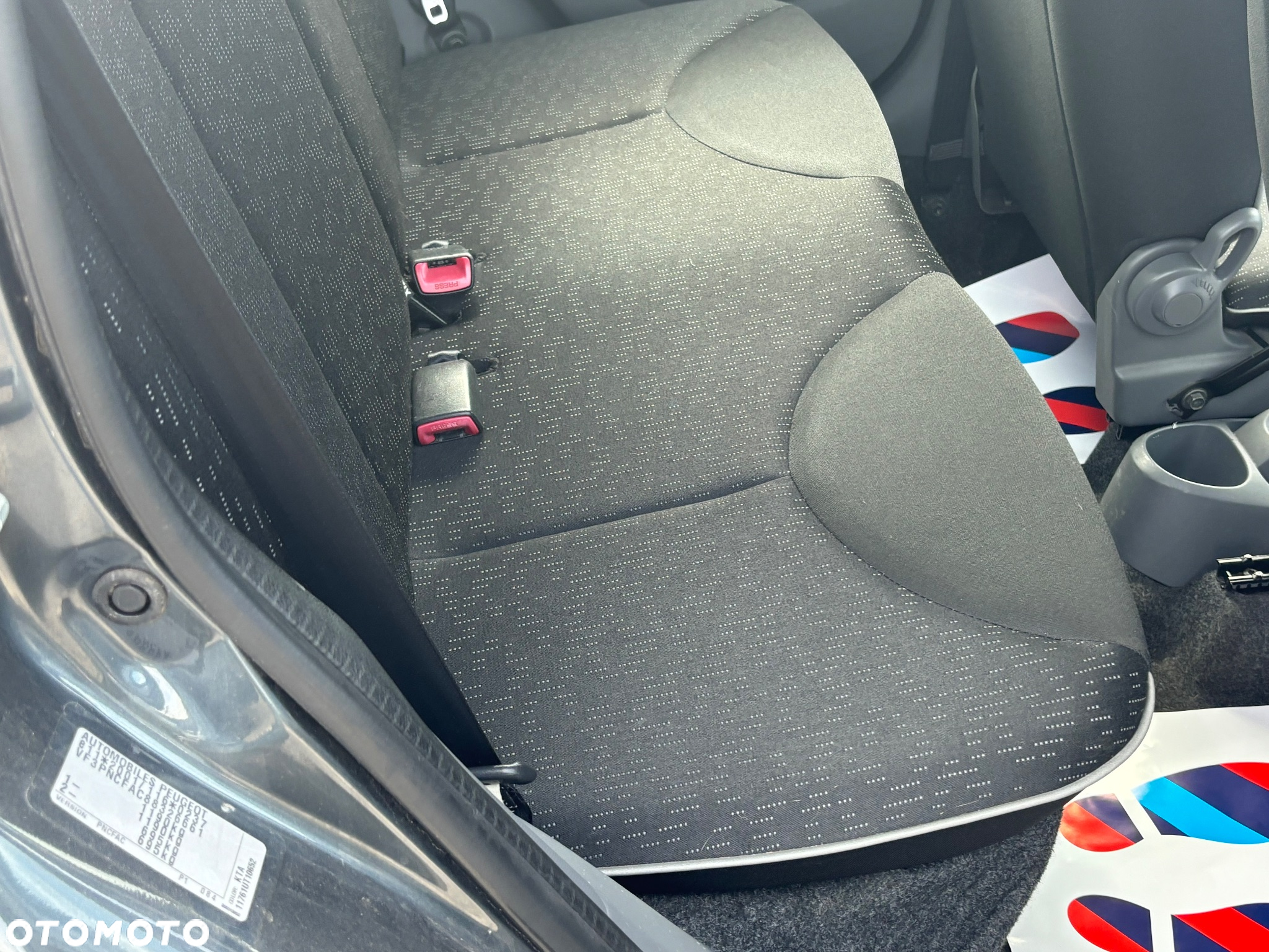Peugeot 107 1.0 Trendy - 21