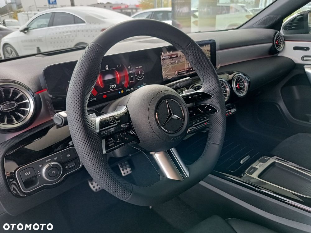 Mercedes-Benz Klasa A - 12