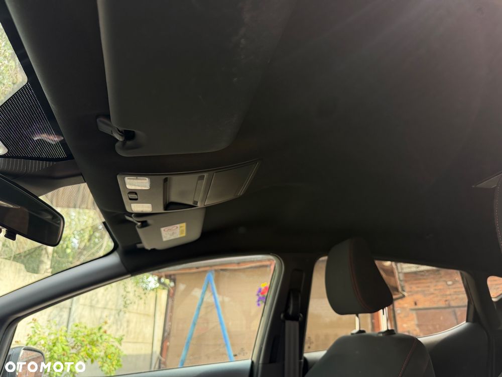 Ford Fiesta 1.0 EcoBoost S&S ST-LINE - 11